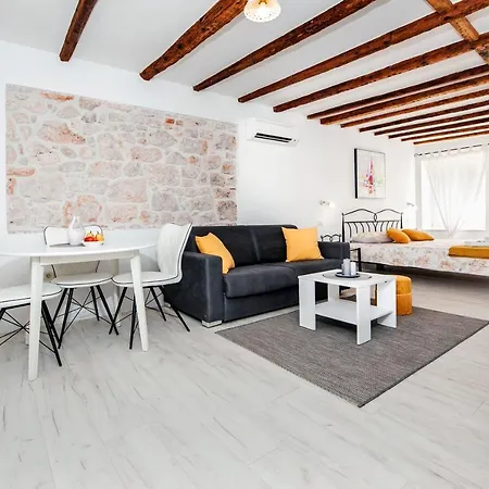Appartamento De Amicis *
